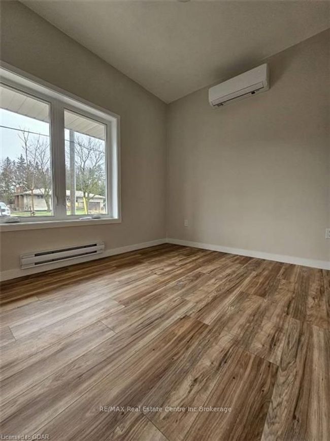 B - 8 Ridgeway Ave, House other with 2 bedrooms, 1 bathrooms and 1 parking in Guelph ON | Image 7