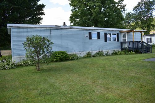 89 Roland Ln, Barton, VT, 05822-8626 | Card Image