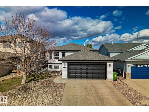 51 Westwood Way, Fort Saskatchewan, AB, T8L4G4 | Card Image