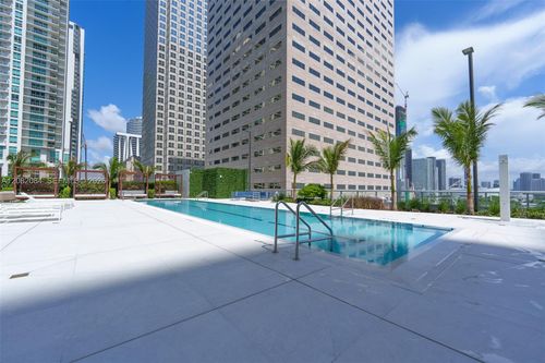 415-325 S Biscayne Blvd, Miami, FL, 33131-2306 | Card Image