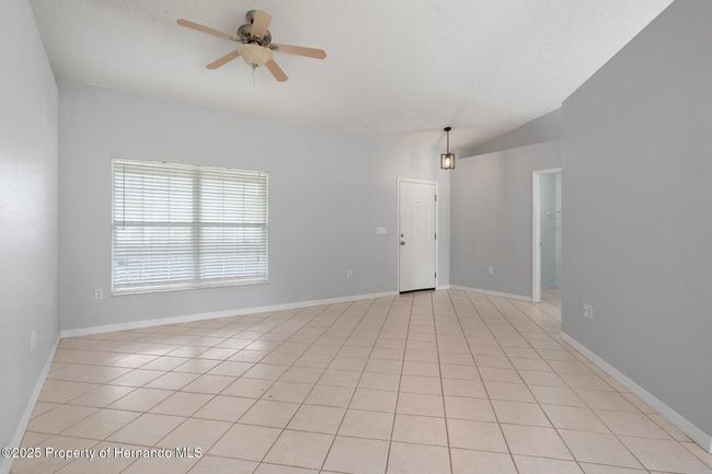 8408 Nuzum Rd, House other with 3 bedrooms, 2 bathrooms and null parking in Weeki Wachee FL | Image 7