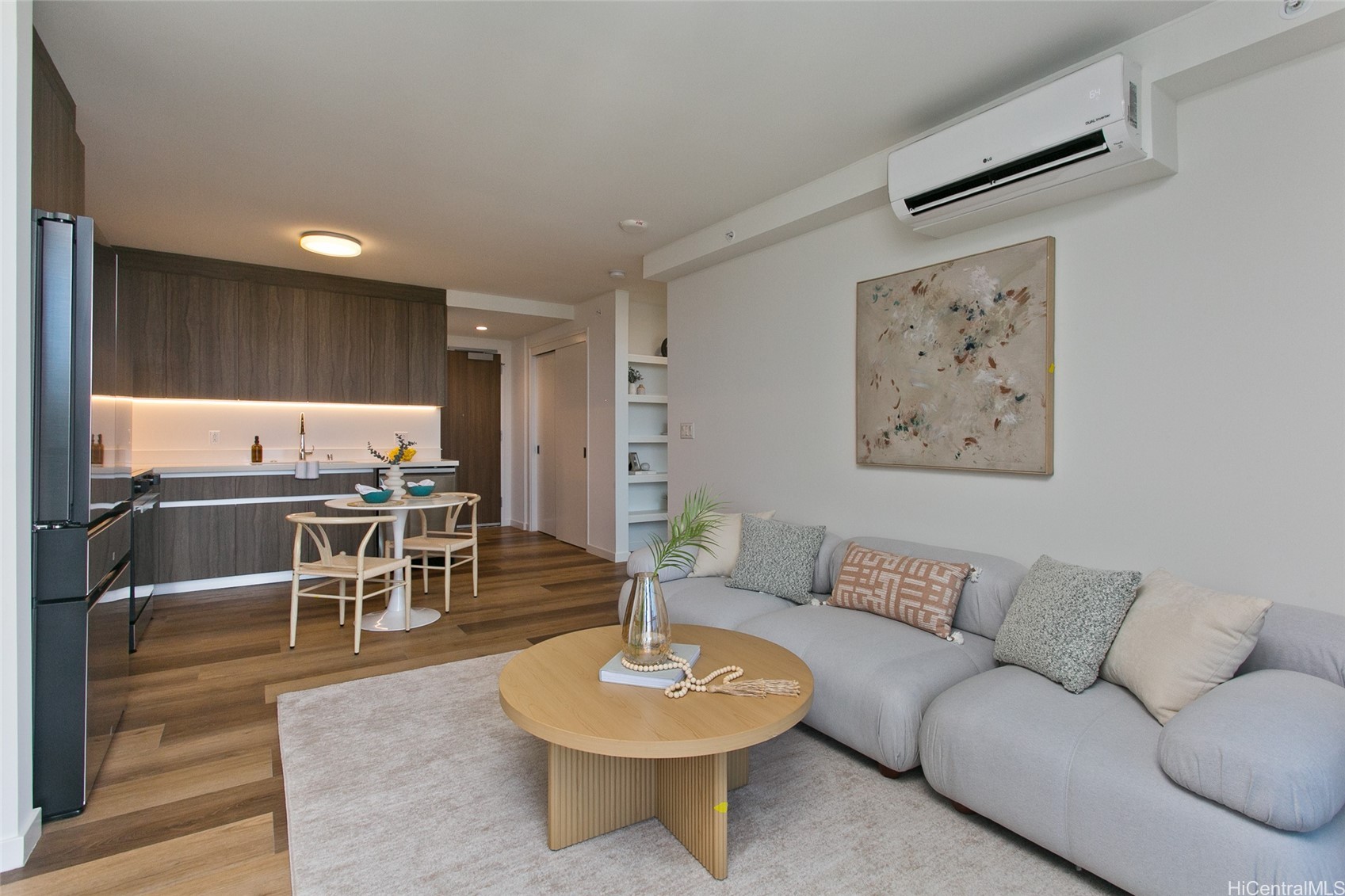 Residential in Honolulu 4