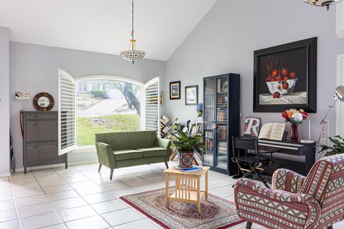 3704 Caney Creek Rd, Austin, TX, 78732-2210 | Card Image