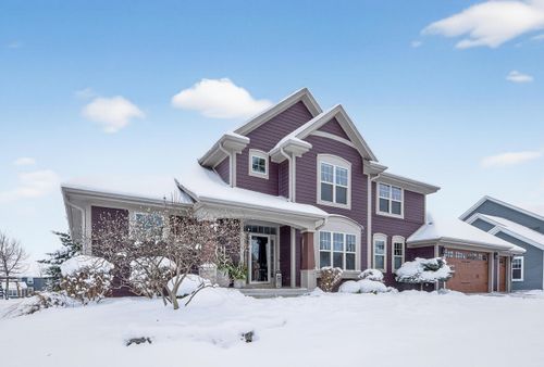 79417 Ridgeway Ln, Cedarburg, WI, 53012-2850 | Card Image