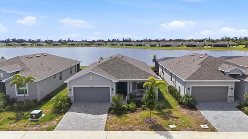 8692 Coco Bay Blvd, ENGLEWOOD, FL, 34224-5238 | Card Image