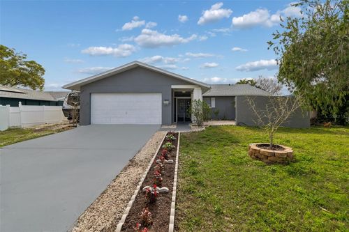 5803 Tampa Shores Blvd, Tampa, FL, 33615-3522 | Card Image