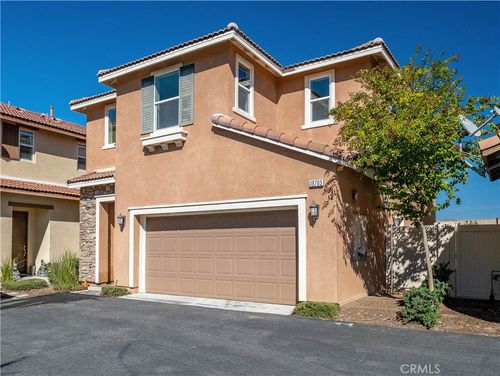 19703 Kamm Ct, Canyon Country, CA, 91351-2823 | Card Image