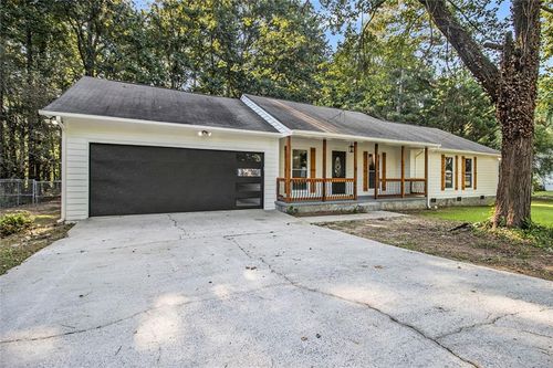 9344 Hidden Hollow Trl, Jonesboro, GA, 30236-6152 | Card Image