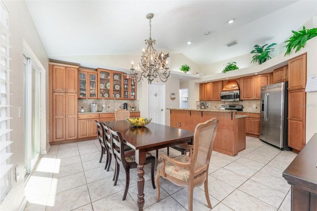 835 Symphony Isles Blvd, House other with 3 bedrooms, 3 bathrooms and null parking in APOLLO BEACH FL | Image 5