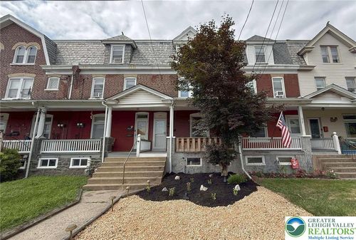 215 Tohickon Ave, QUAKERTOWN, PA, 18951-1338 | Card Image