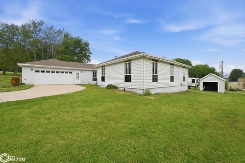 104 Lincoln St, Kirkman, IA, 51447-7553 | Card Image