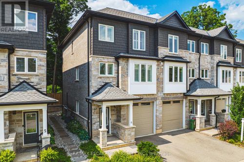 6-111 Wilson Street E, Hamilton (Ancaster), ON, L9B2G7 | Card Image