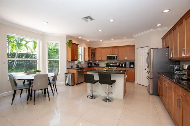 5067 Sw 162 Nd Ave, House other with 4 bedrooms, 3 bathrooms and null parking in Miramar FL | Image 9