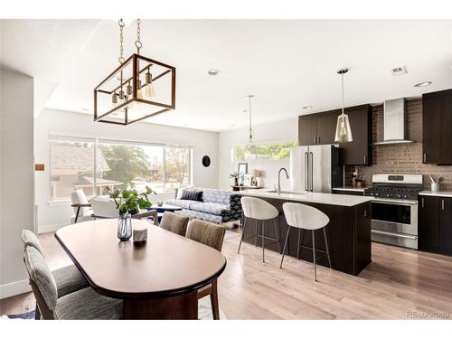 28 S Lincoln St, Denver, CO, 80209-1609 | Card Image