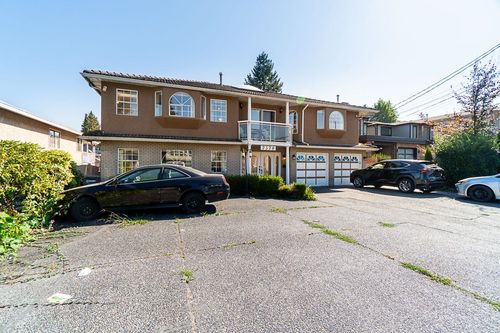 7370 12th Ave, Burnaby, BC, V3N2J9 | Card Image