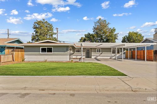 1224 Lily St, Wasco, CA, 93280-2826 | Card Image