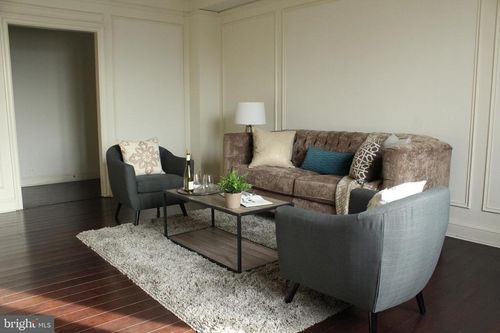 apt-302-2031 Locust St, PHILADELPHIA, PA, 19103-5609 | Card Image