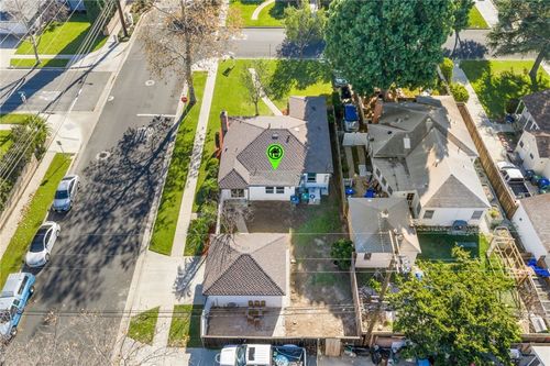 623 E 20th St, Santa Ana, CA, 92706-2905 | Card Image