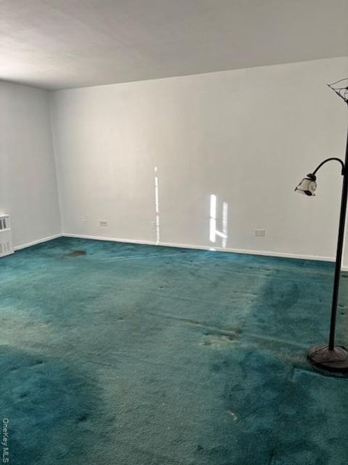 apt-2e-209 41st Ave, Bayside, NY, 11361-1905 | Card Image