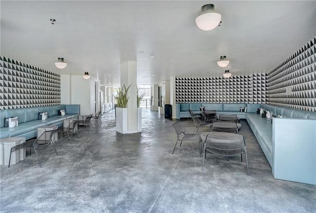 Amenity alert: Outdoor work/lounge spaces with internet connection | Image 32