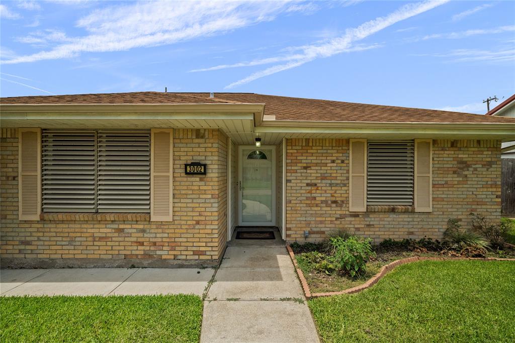 Somerset Ave, Texas City, TX 77590