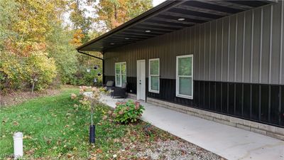 8112 Township Road 527, House other with 3 bedrooms, 2 bathrooms and null parking in Shreve OH | Image 2