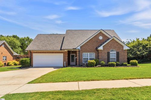 226 Glen Crest Dr, Moore, SC, 29369-9285 | Card Image