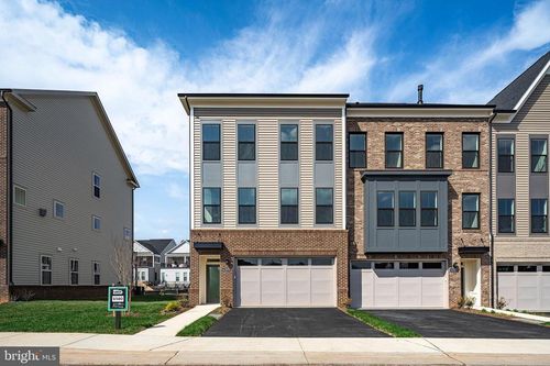 42970 Truman Ter, ASHBURN, VA, 20148 | Card Image