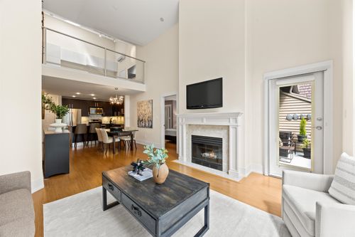 306-1140 Strathaven Dr, North Vancouver, BC, V7H2Z6 | Card Image