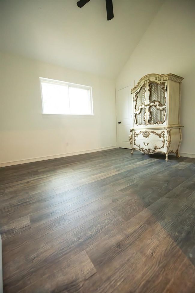 2nd bedroom | Image 37