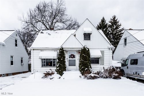 29933 Enid Rd, Wickliffe, OH, 44092-1752 | Card Image