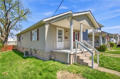 541 Winton Ave, Zanesville, OH, 43701-1918 | Card Image