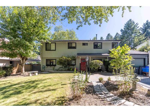 17368 62a Ave, Surrey, BC, V3S5J1 | Card Image