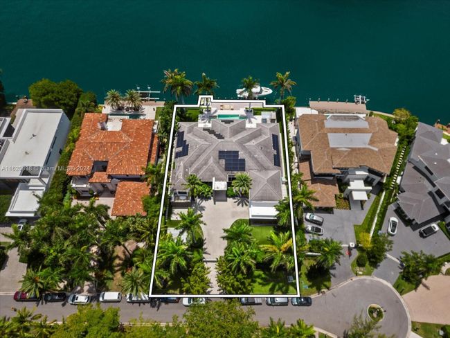 224 S Island, House other with 4 bedrooms, 6 bathrooms and null parking in Golden Beach FL | Image 36