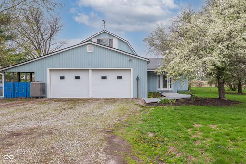 17999 Durbin Rd, Noblesville, IN, 46060-6819 | Card Image