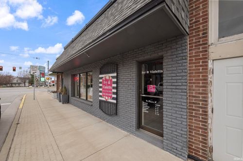 116 W 3rd St, Brookston, IN, 47923 | Card Image