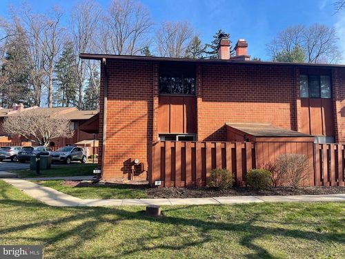 301-301 Worthington Dr, EXTON, PA, 19341-1643 | Card Image