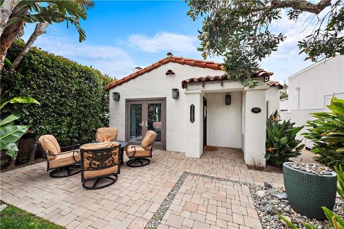 1155 Catalina, Laguna Beach, CA, 92651 | Card Image