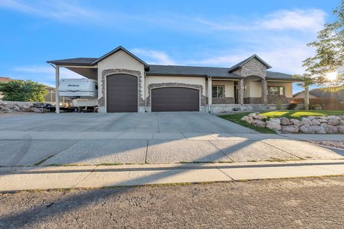 1256 Upland Dr, Tooele, UT, 84074-2401 | Card Image