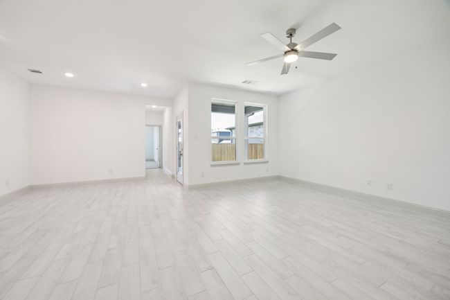 3113 Lucia Way, House other with 3 bedrooms, 3 bathrooms and null parking in Princeton TX | Image 11