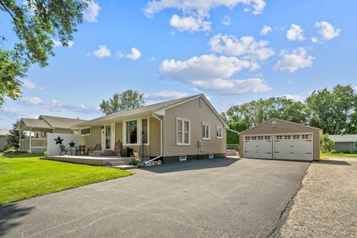 356 6th Ave S, Brownton, MN, 55312-9420 | Card Image