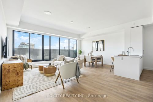 214-36 Brentcliffe Rd, East York, ON, M4G0E1 | Card Image