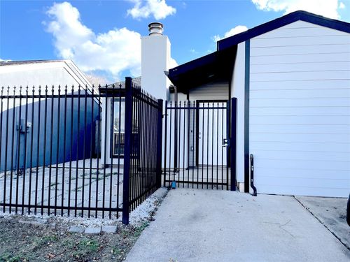12333 Corona Ln, Houston, TX, 77072-3253 | Card Image
