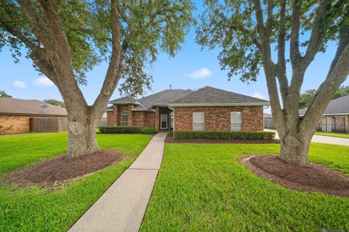 505 Trinity Dr, Thibodaux, LA, 70301-6928 | Card Image