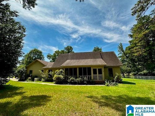 1396 Swan Dr, BESSEMER, AL, 35022-4030 | Card Image