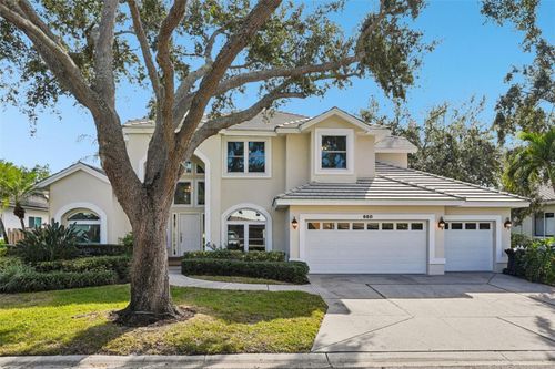 660 Bay Laurel Ct Ne, ST PETERSBURG, FL, 33703-3172 | Card Image