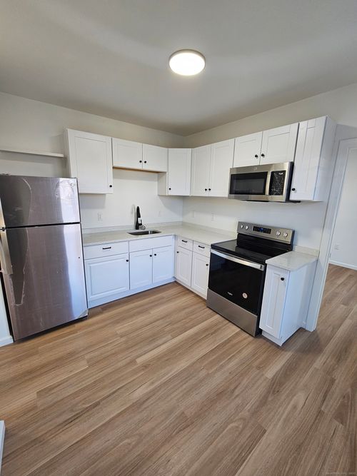 3a-1153 Main St, Willimantic, CT, 06226-2037 | Card Image