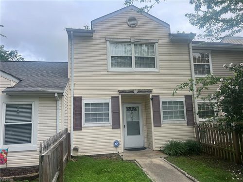 2102 King James Ct, Carrollton, VA, 23314-9739 | Card Image