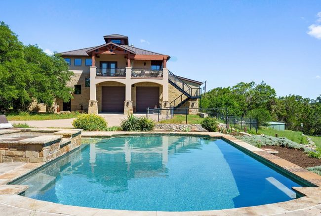 2401 W Fitzhugh Rd, House other with 3 bedrooms, 3 bathrooms and 3 parking in Dripping Springs TX | Image 8
