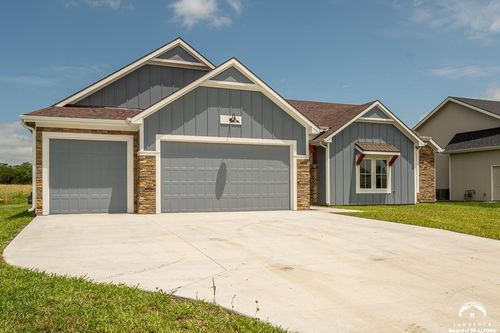 1018 Bluestem Cir, Baldwin City, KS, 66006-4223 | Card Image